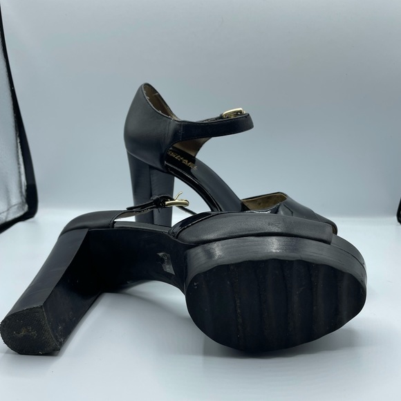 Michael Kors Platform Heels Size 7.5 - Picture 5 of 9